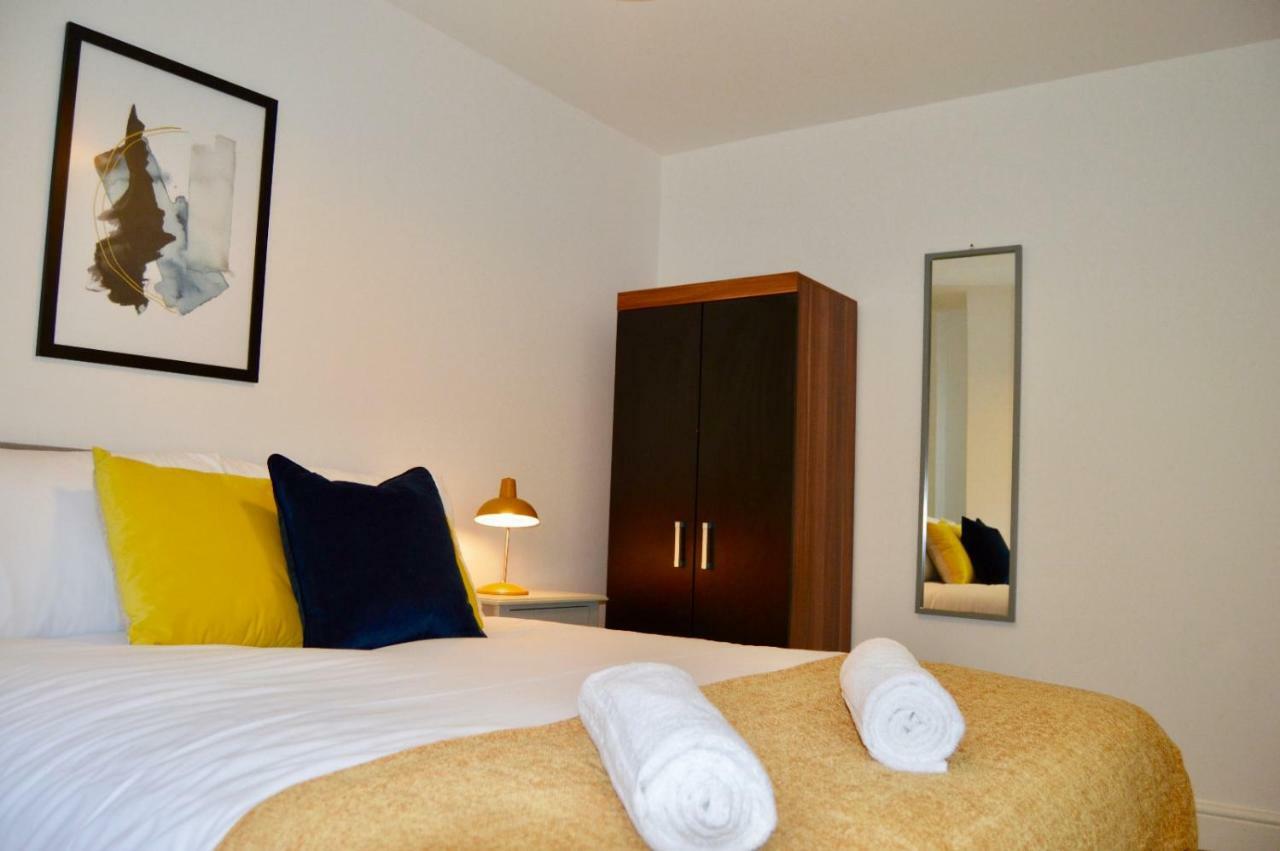 שפילד Qh31 - City Centre Location With 2 Double Bedrooms Sleeping Up To 4 People - Spacious Work Or Leisure Apartment מראה חיצוני תמונה
